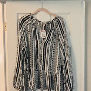 Darling Blouse, NWT!